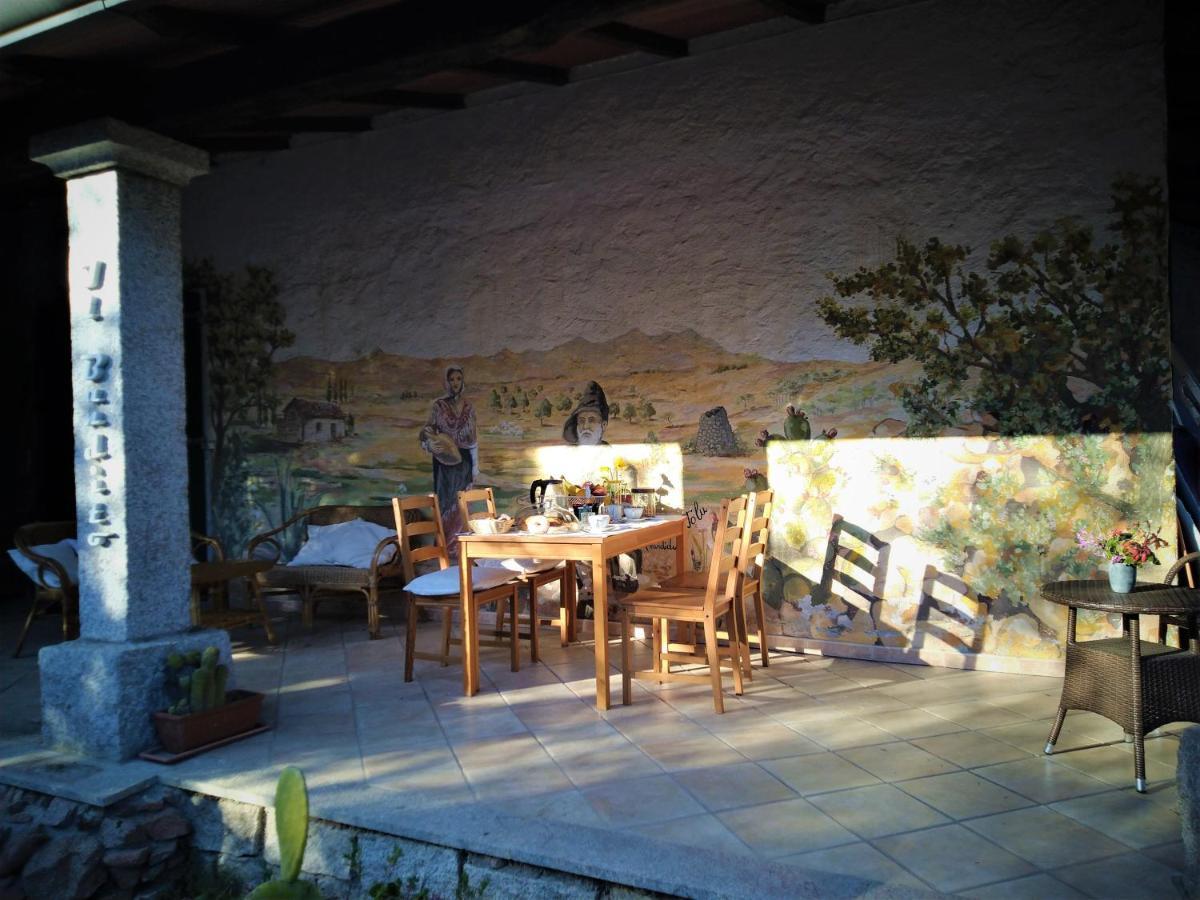 B&B Villa Sa Pischina Olbia Bagian luar foto