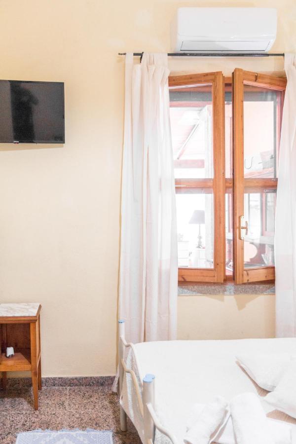 B&B Villa Sa Pischina Olbia Bagian luar foto