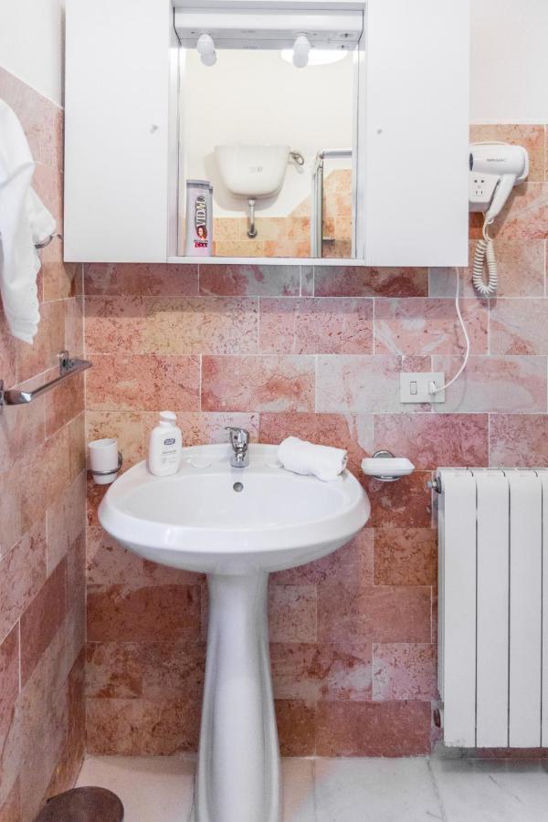 B&B Villa Sa Pischina Olbia Bagian luar foto